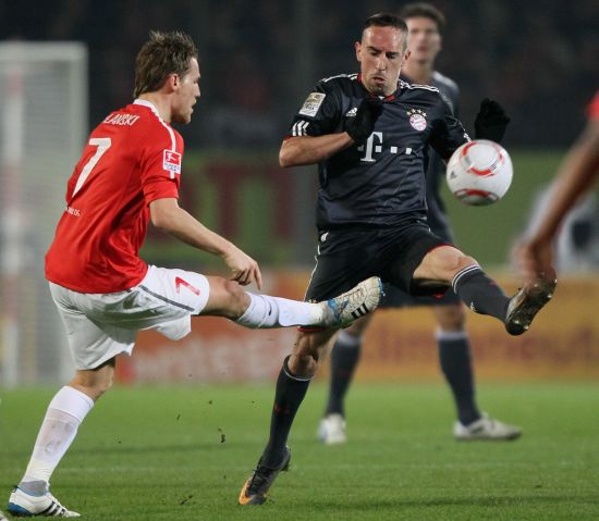 值得我们拭 值得我们拭